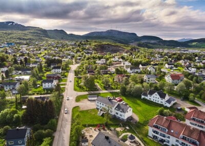 Oversiktsbilde av bygning med hybler på Sortland